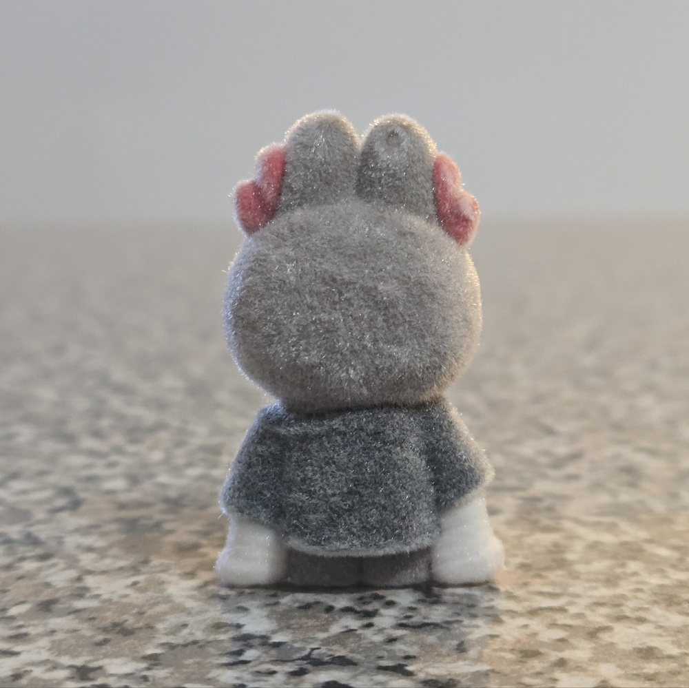 Cute Fuzzy Mini Gray and Red Labubu Figurine - Picture 4 of 6